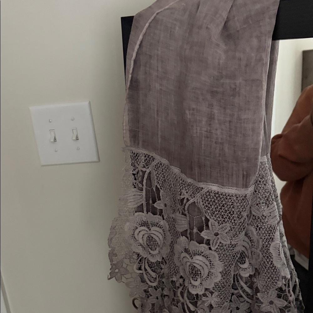 Elegant Lace Trim Scarf
